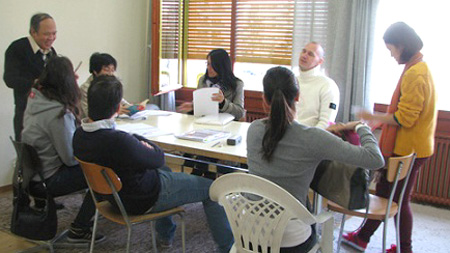 Studying Vietnamese in Geneva